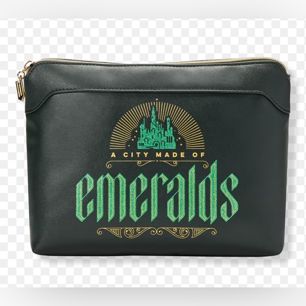 A City Made Of Emeralds Make Up Bag